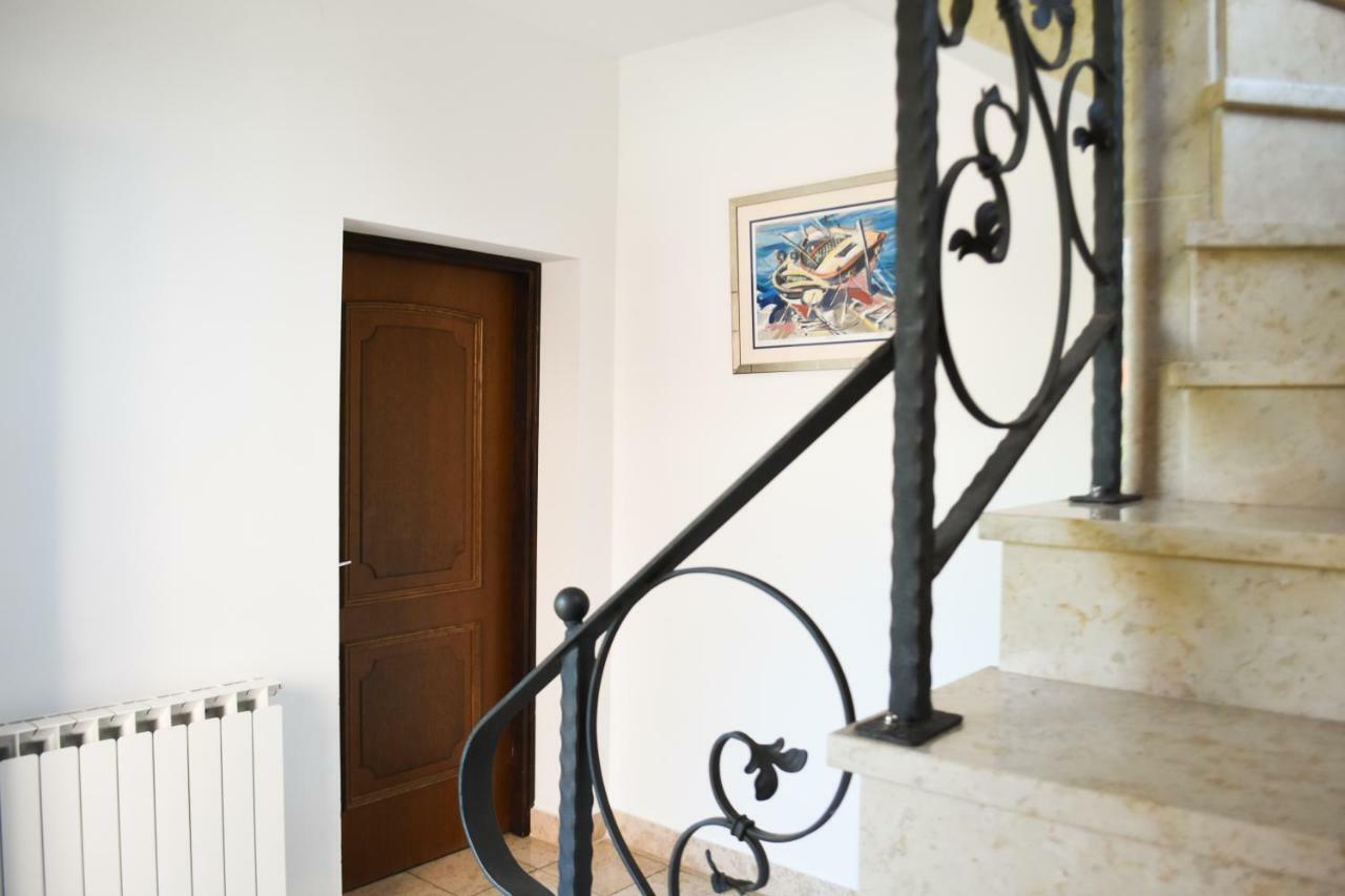 Rooms Ljubica Cres Exteriér fotografie